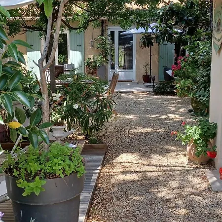 Benvengudo Guest house *
